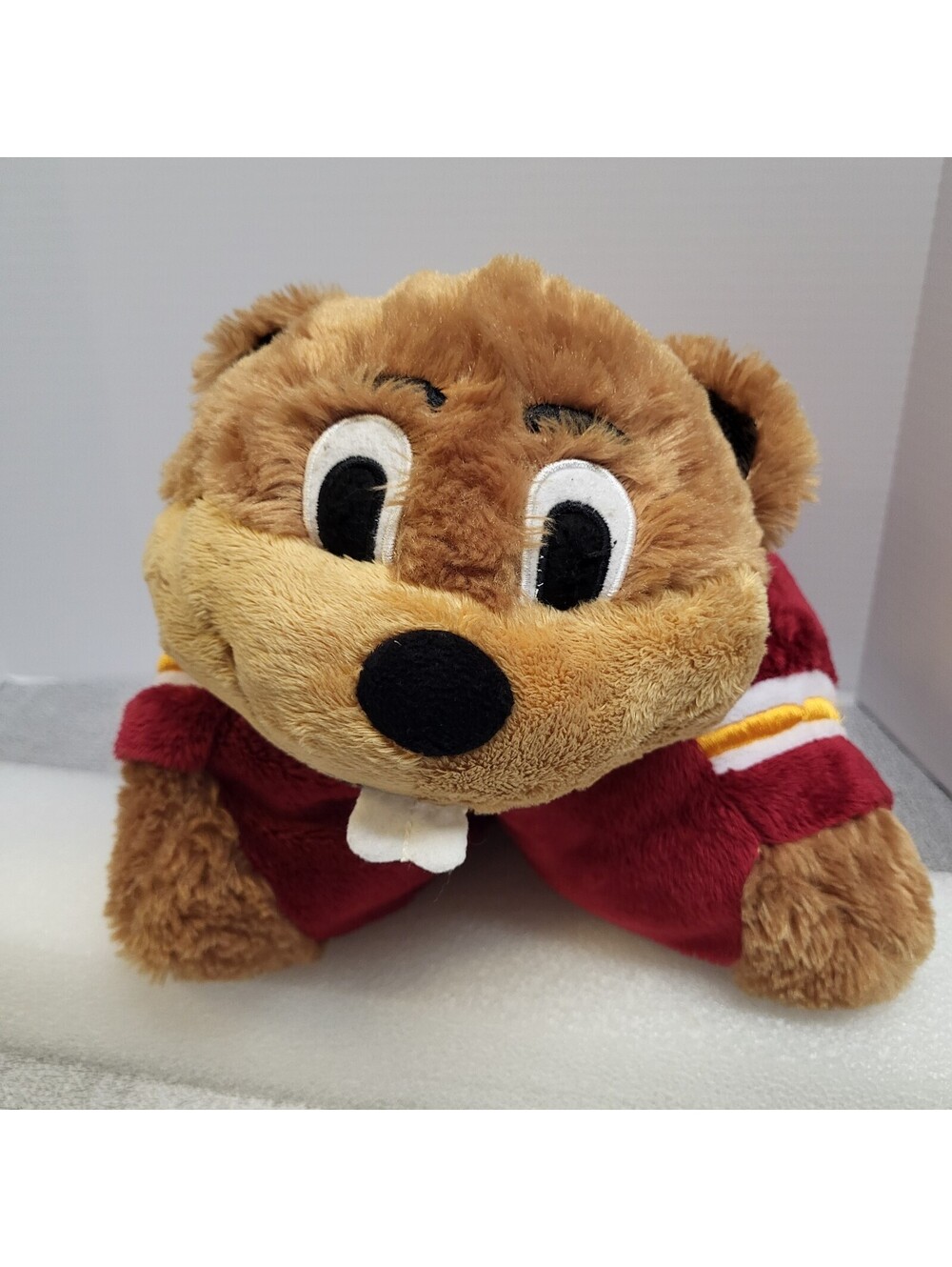 Minnesota Golden Gophers NCAA Goldy Gopher Mascot Pillow 17"  great pre-owned